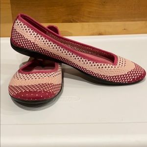 Pink flats